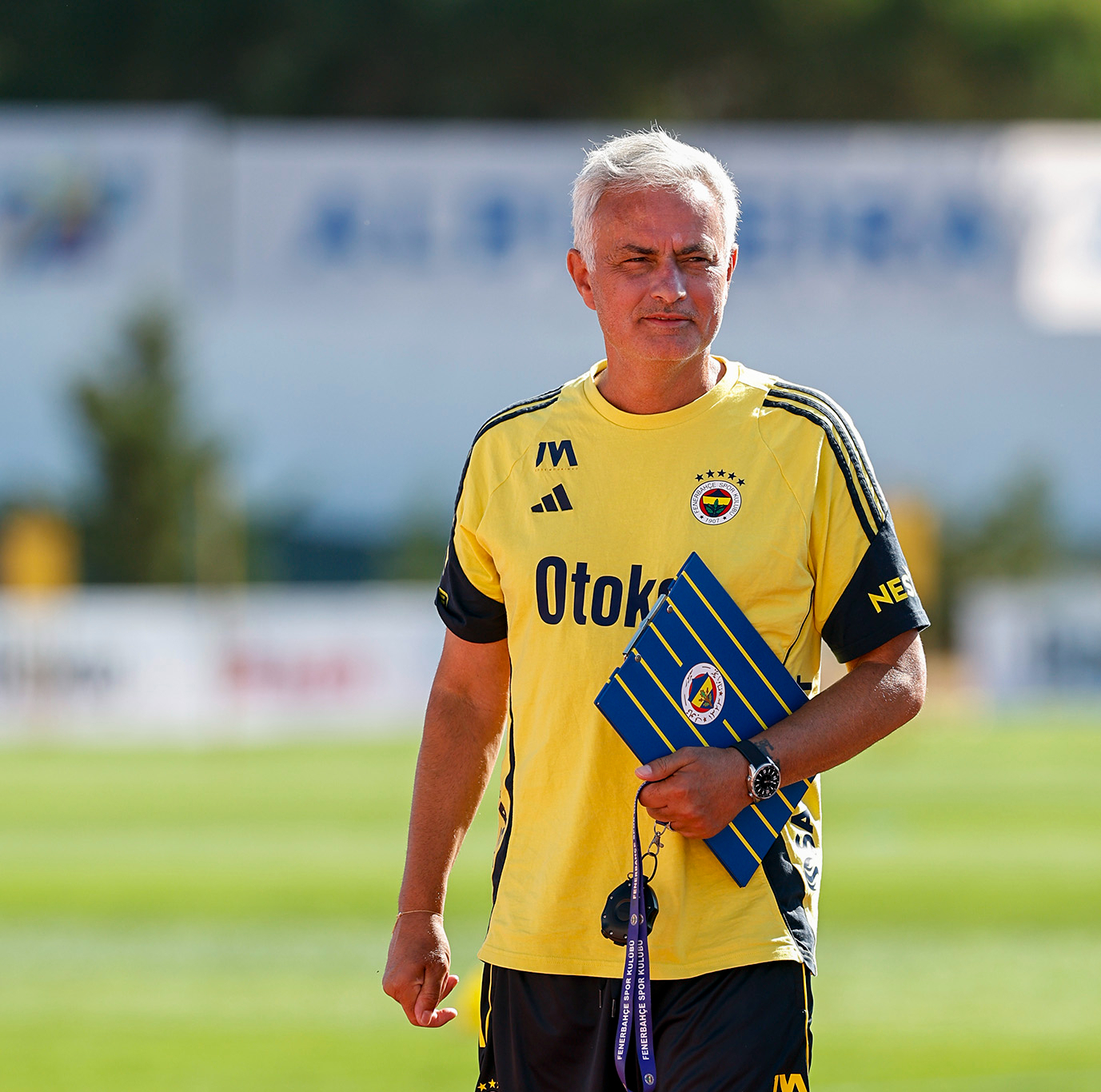 里尔集结日绝杀压哨关键时刻埃因霍温调整名单以备西甲,网友:瓦伦西亚集结日临场应变的简单介绍 里尔集结日绝杀压哨关键时刻埃因霍温调整名单以备西甲,网友:瓦伦西亚集结日临场应变的简单介绍