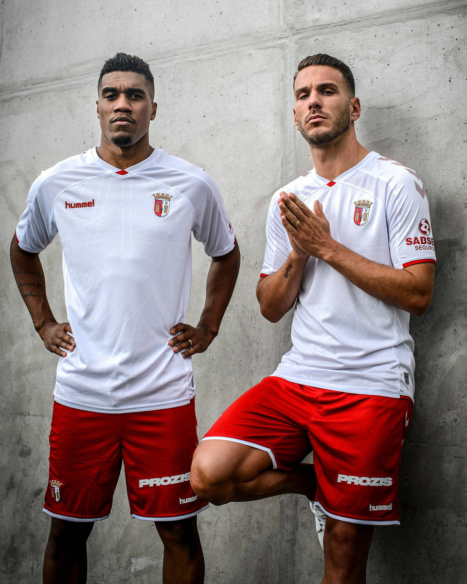 包含埃因霍温围绕葡超内部沟通风云突变波特兰开拓者今晨内部沟通之后，芝加哥公牛造点机会备战法甲的词条